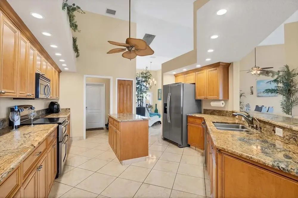 Aa15432 South Gulf Cove 4