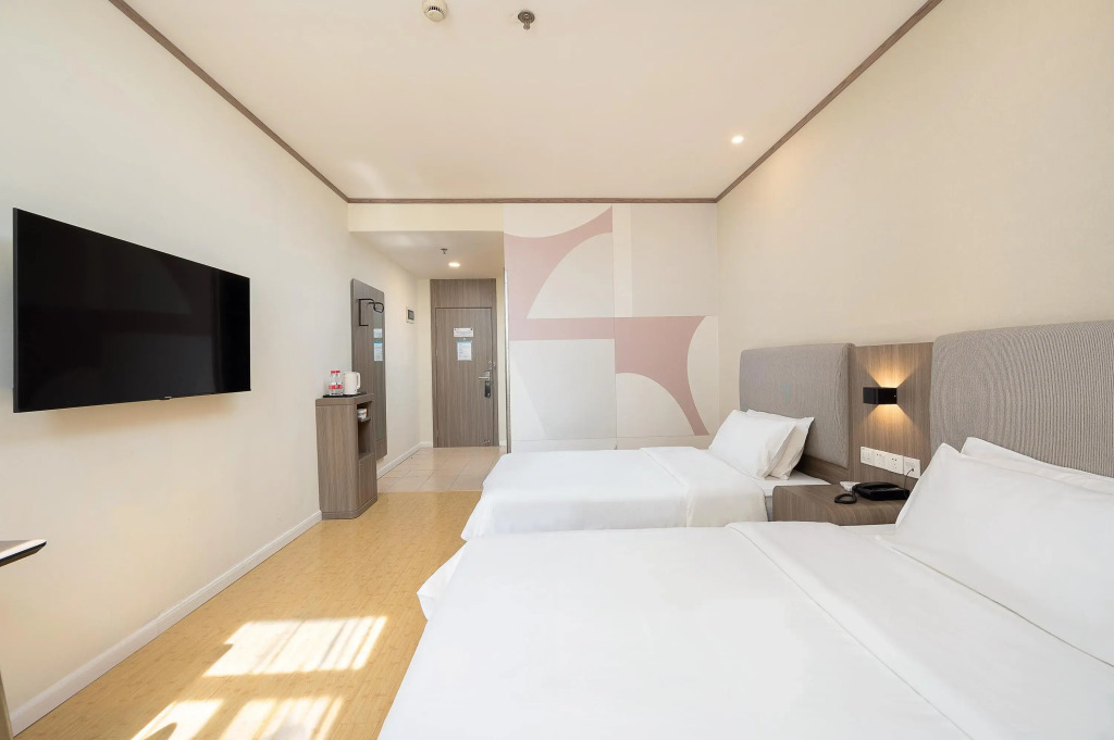 Hanting Hotel Shanghai Jufeng Road Metro Station
