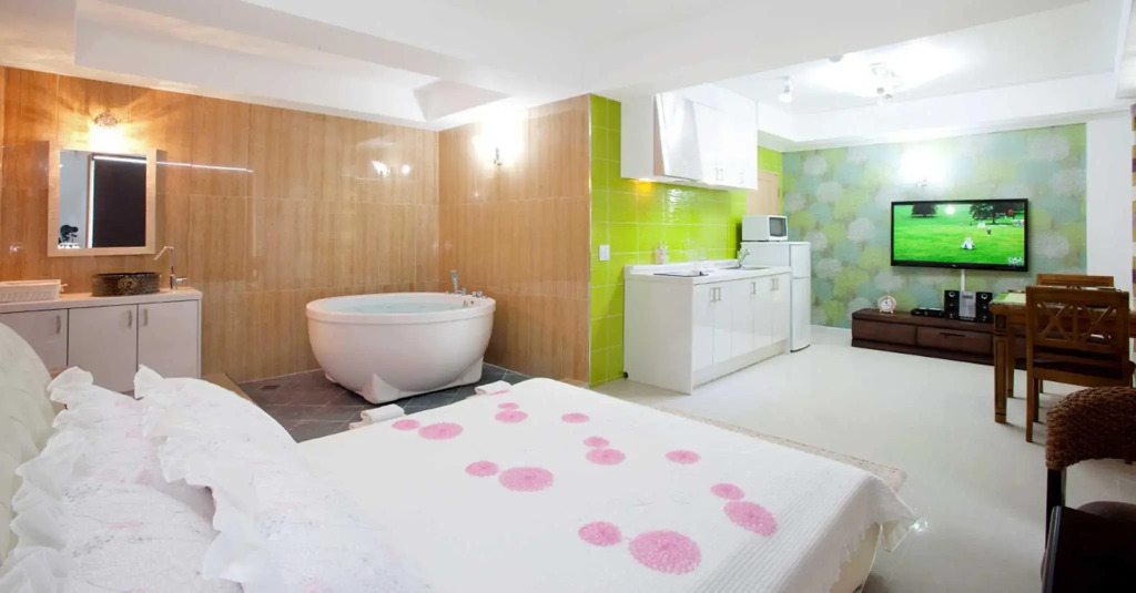 Yangyang Maldives Pension