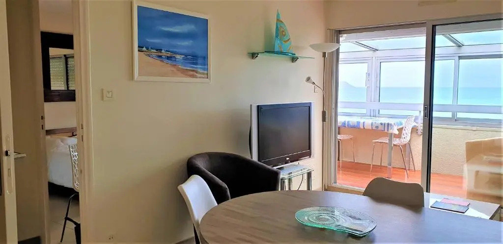 Bel appartement rénové VUE PANORAMIQUE SUR MER à PERROS-GUIREC - ref 822