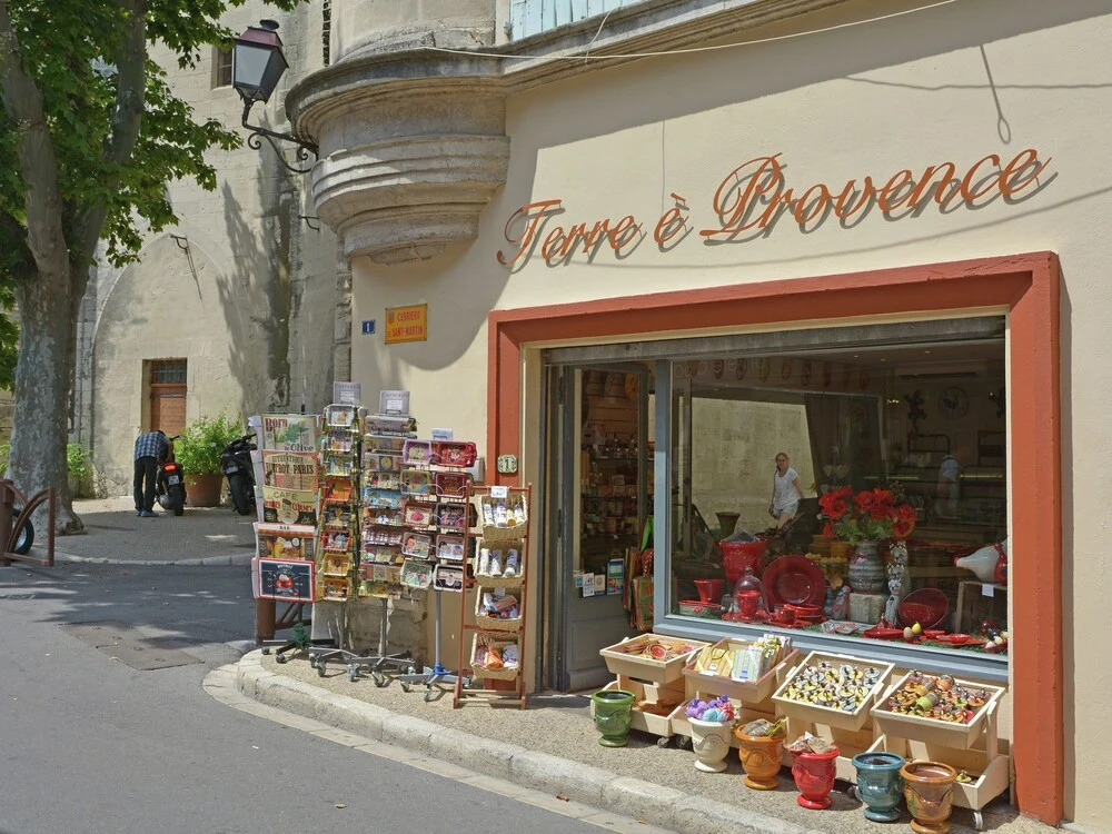 Mas in Eygalières with Heated Pool