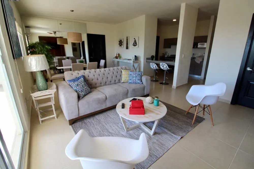 Selvanova 3 bedroom Condo & Casa Club