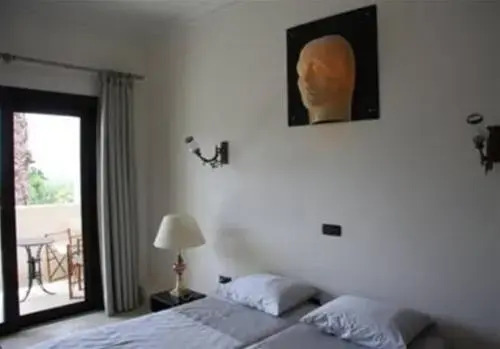 Hotel Villarocamar