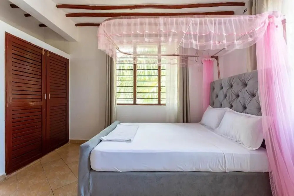 Lux Suites Diani Holiday Villas