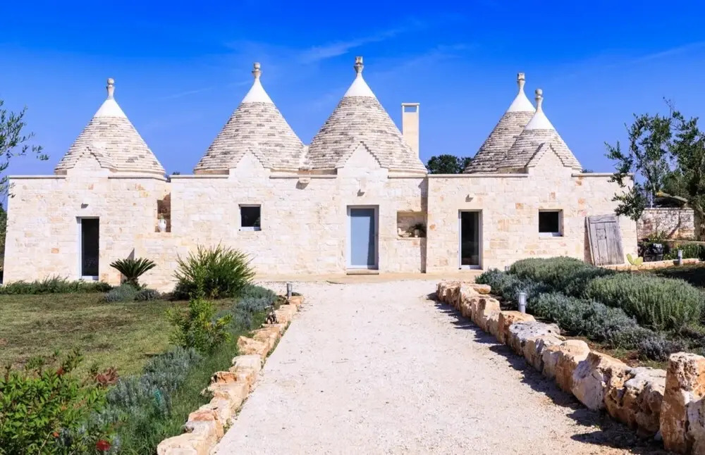 Trulli Gianpaolo - Enchanting 3 Bedroom Villa