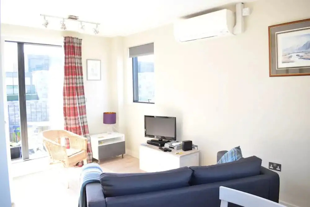 Modern 1 Bedroom With Balcony in Wandsworth