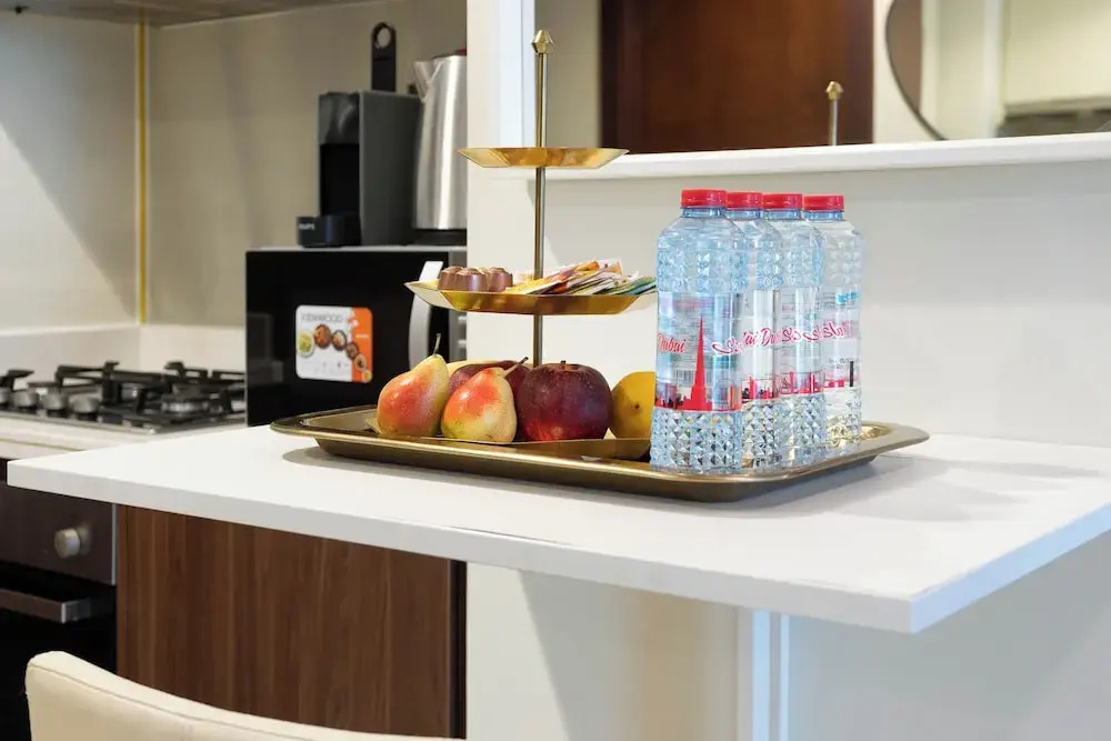 KeyRock - Chic 2BR Escape with Pool