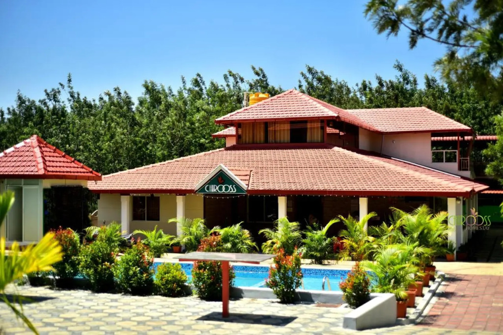 Chirooss Homestays And Resorts