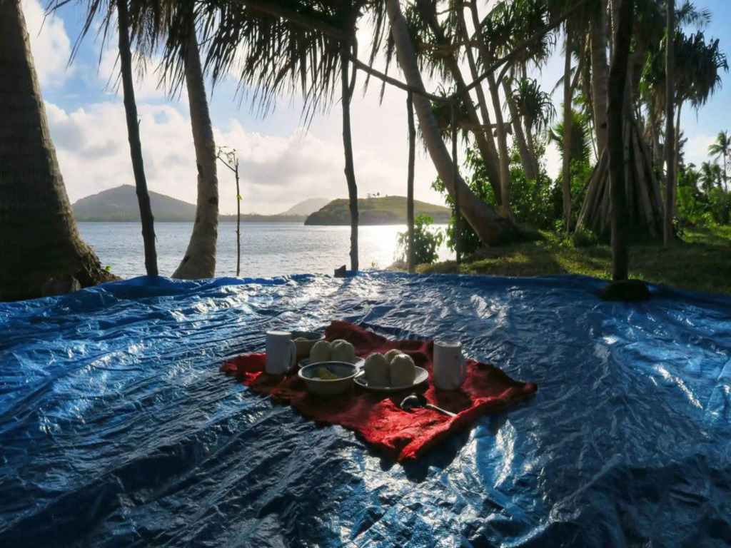 Isa Lei Glampsite