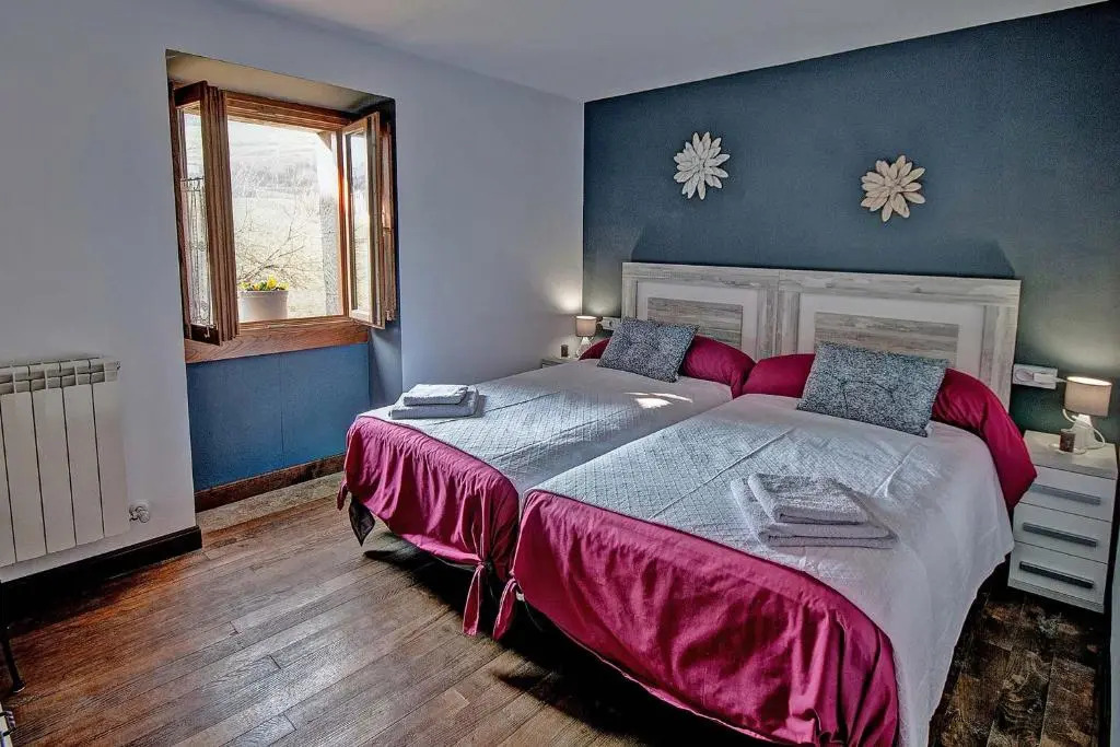 House With 5 Bedrooms in Baráibar, With Wonderful Mountain View, Furni