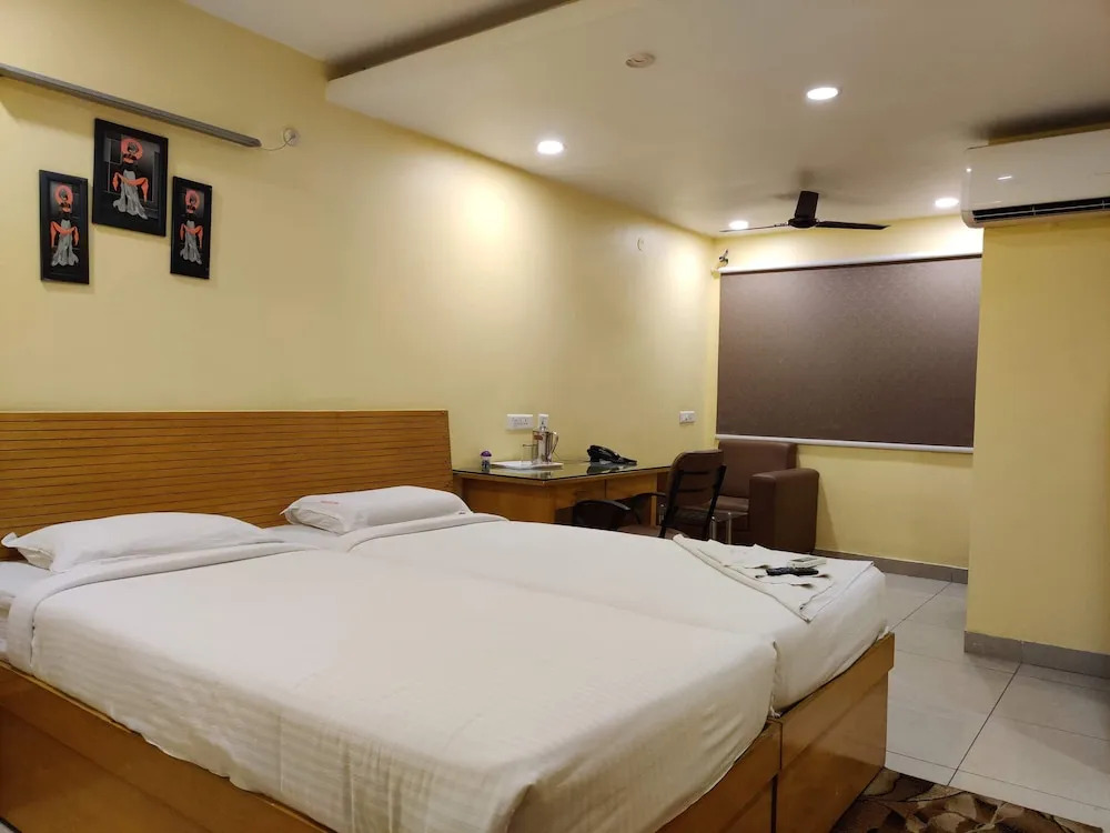 Sheraton Suites