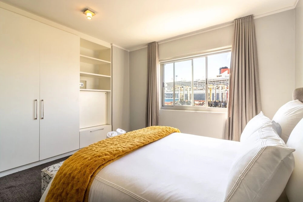 Experience Uninterrupted Comfort Fully Furnished 2br Flat Free From Loadsheding