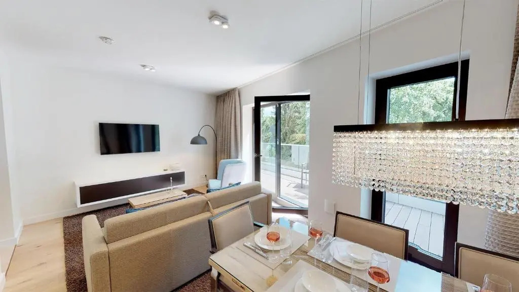 White Pearl Apartment 3.04