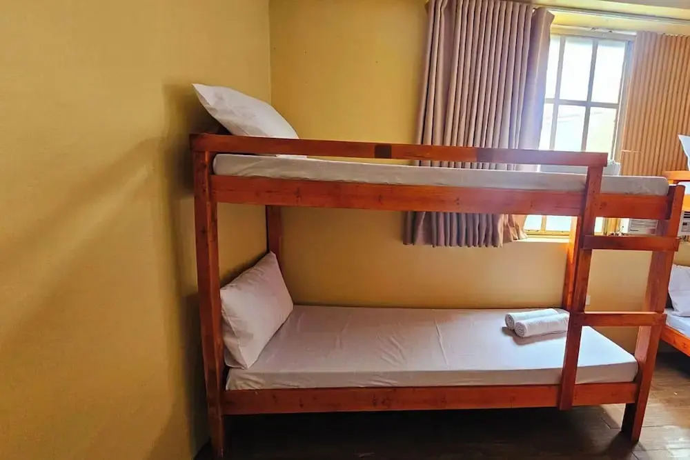 Barelle Hostel, Coffee and Wine Bar