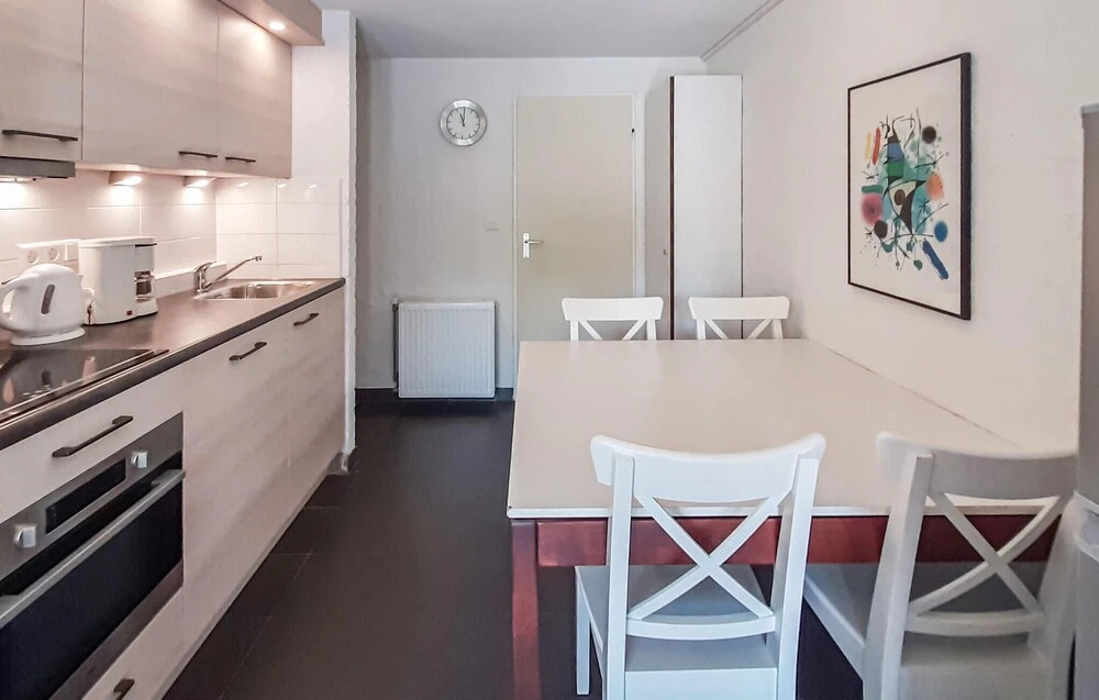 Amazing Home in Bruinisse With 2 Bedrooms and Wifi