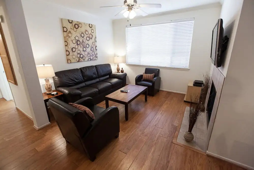 Kierland Villa 3 Bedroom by Casago