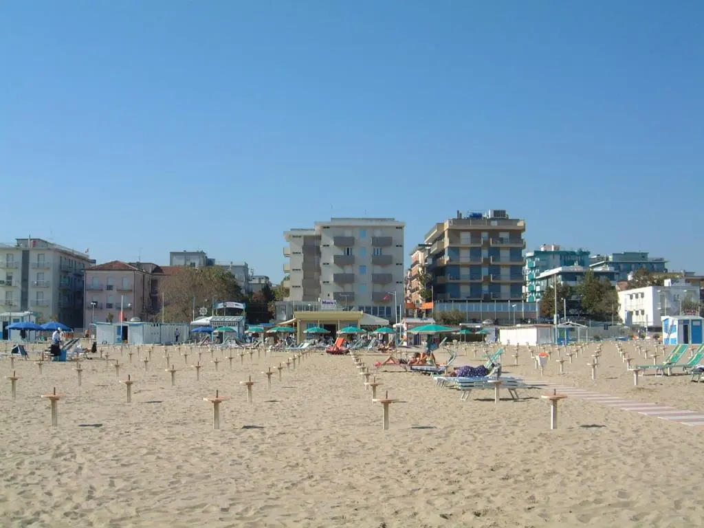 Hotel Artide - Beach Front