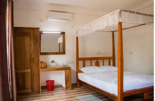 Aloys Residence