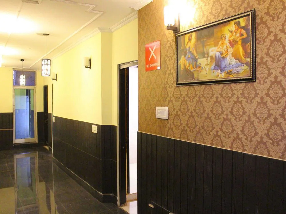 OYO 3446 Hotel Sanjary Palace