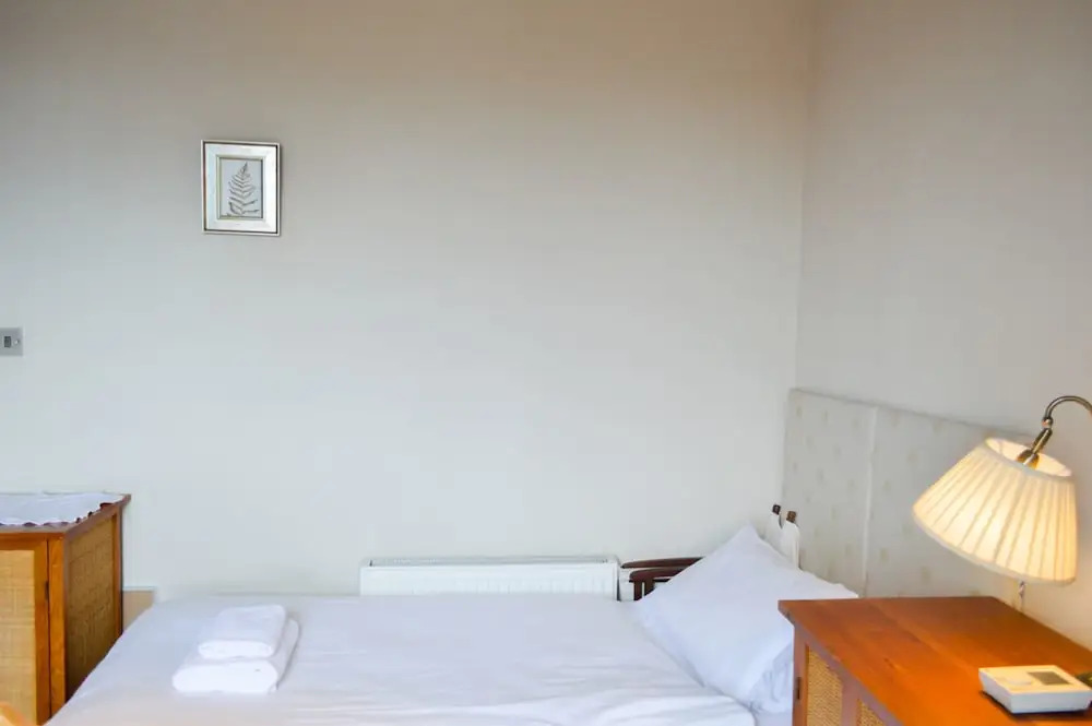Cosy 2 Bedroom Edinburgh Apartment