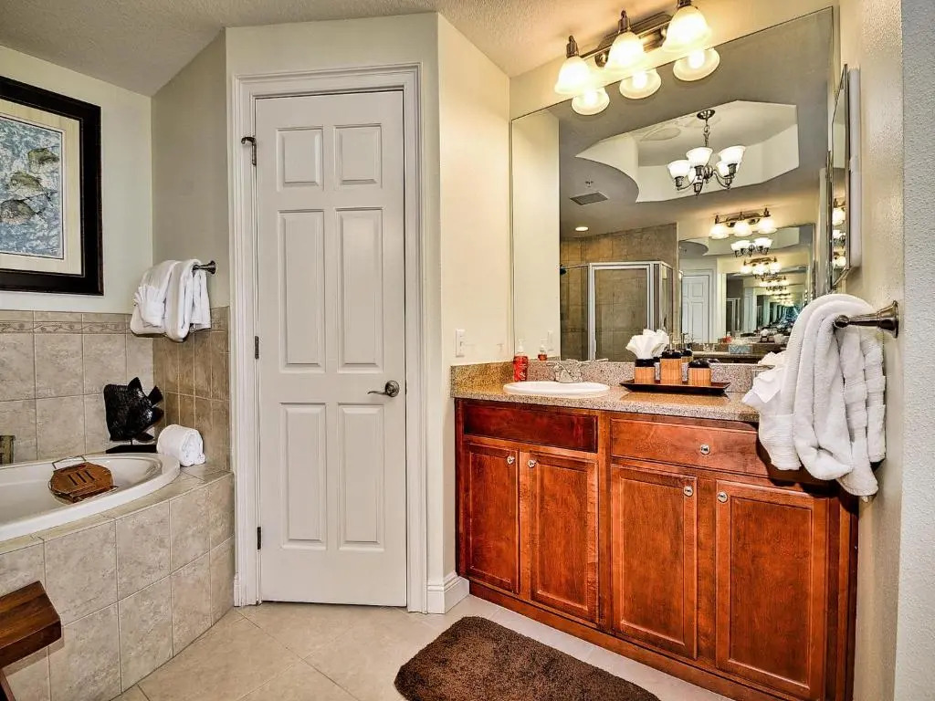 Bay Harbor 303