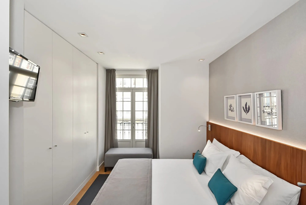 Augusta Residence Serviced Apartments