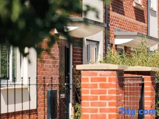 ANFIELD PLACE TO STAY