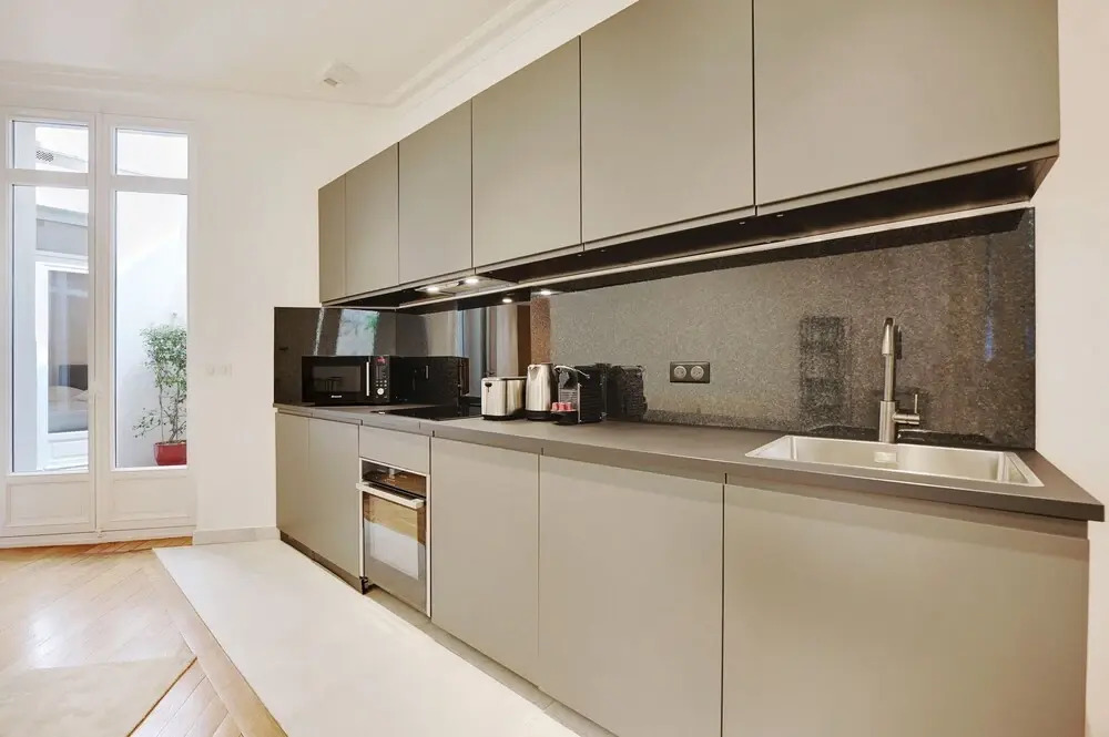 Superb Apartment With Terrace 2br/4p Trocadero