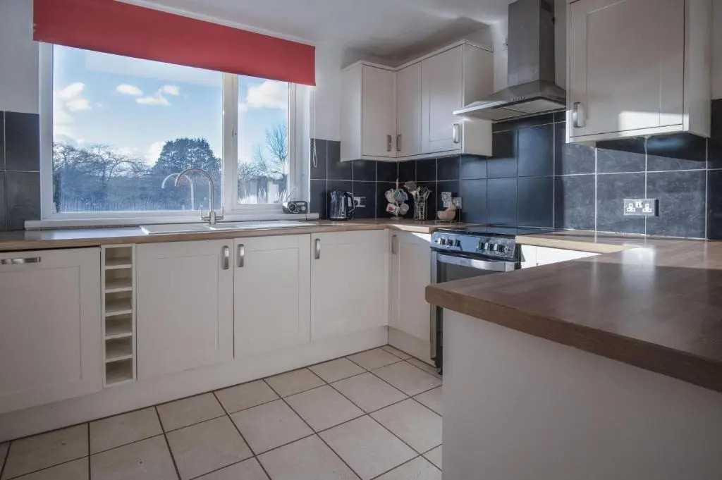 Maytree Cottage - 4 Bedroom Holiday Home - Tenby