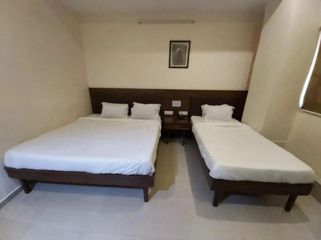 Gokuldham Banquet and Rooms