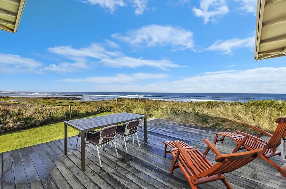 Hearns Beachside Villa 9