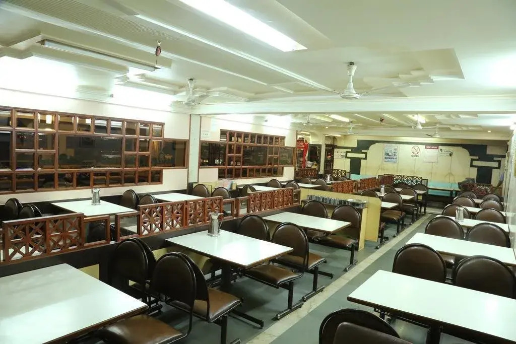 Kamats Hotel Mayura