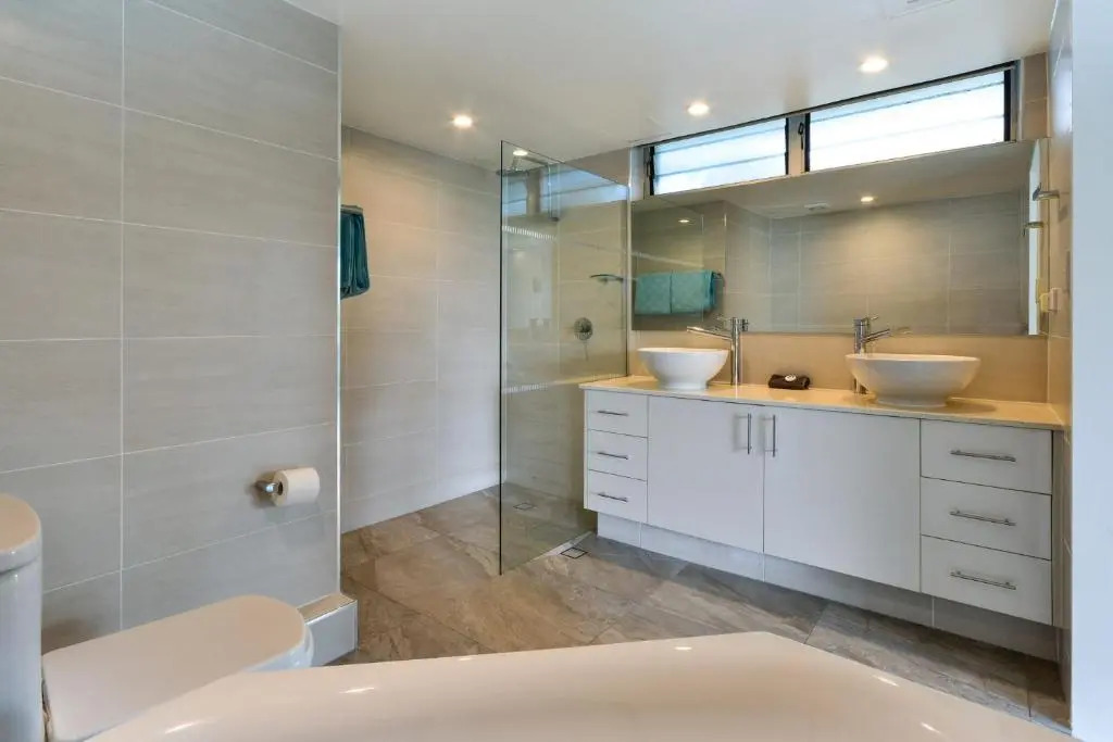 Poinciana 011 Deluxe 2 Bedroom Apartment Centrally Located With Golf Buggy