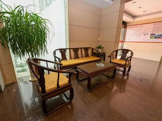 Menglilaojia Home Stay(梦里老家·精品民宿（婺源文化广场观景桥店）)