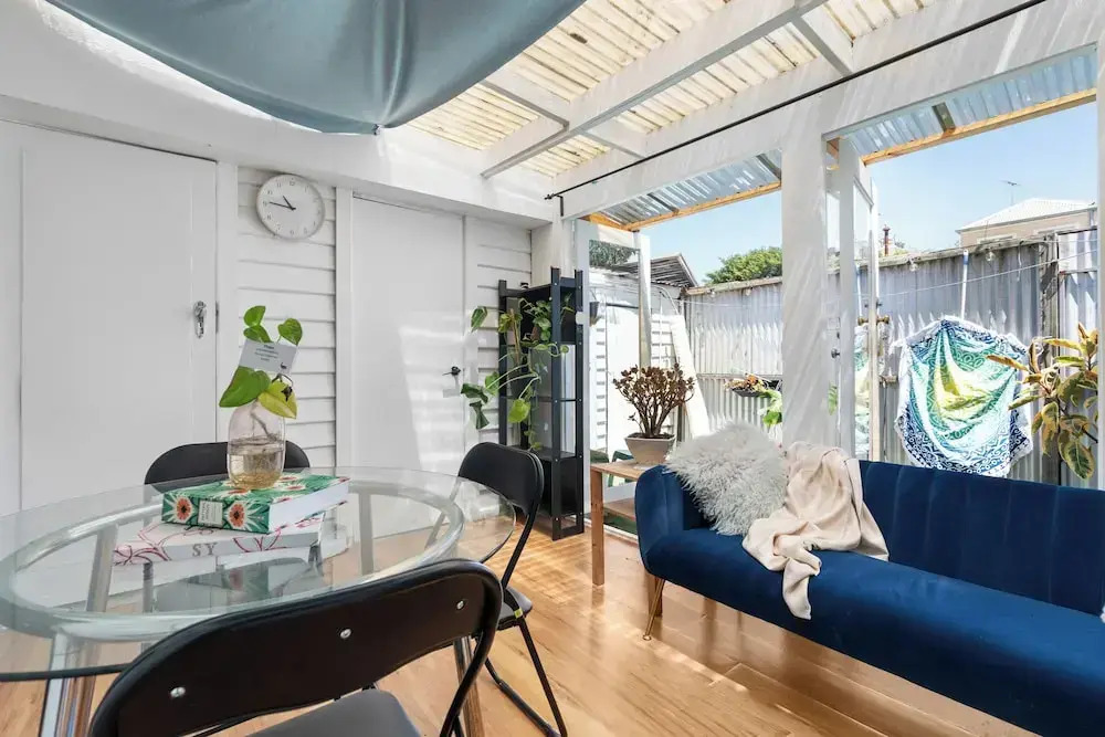 Melbourne Beach guests house 2km CBD