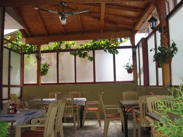 Family Hotel Apolonia