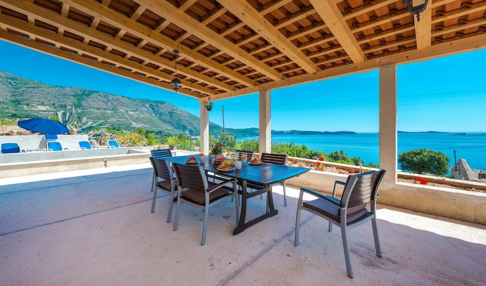 Apartments Villa Made 4U