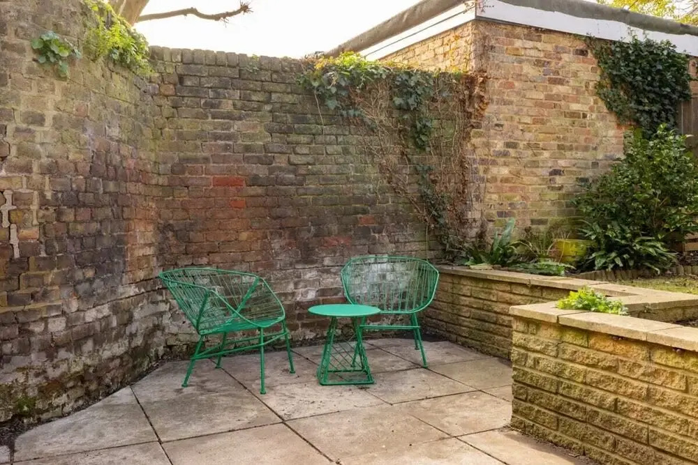 The Richmond Upon Thames Escape - Modern & Bright 2BDR Flat with Parking