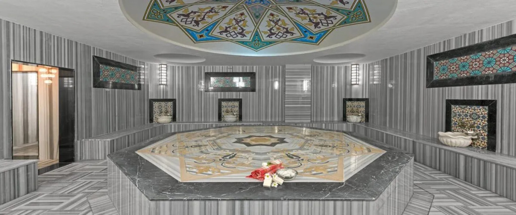 Simurg Luxury Halal Hotel