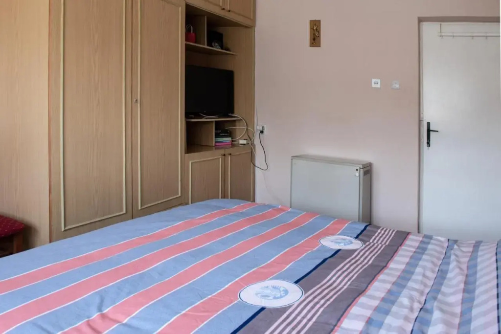 Villa Ella apartments