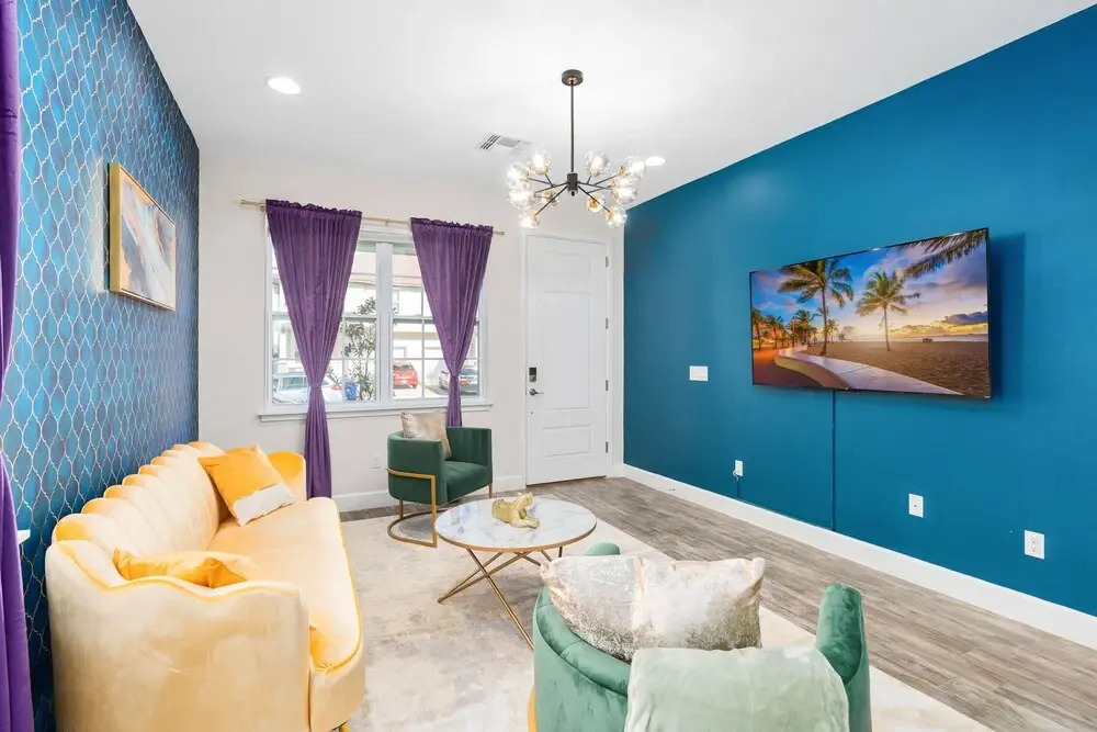 Super Luxe- Sleeps 17 W Designs Near Disney