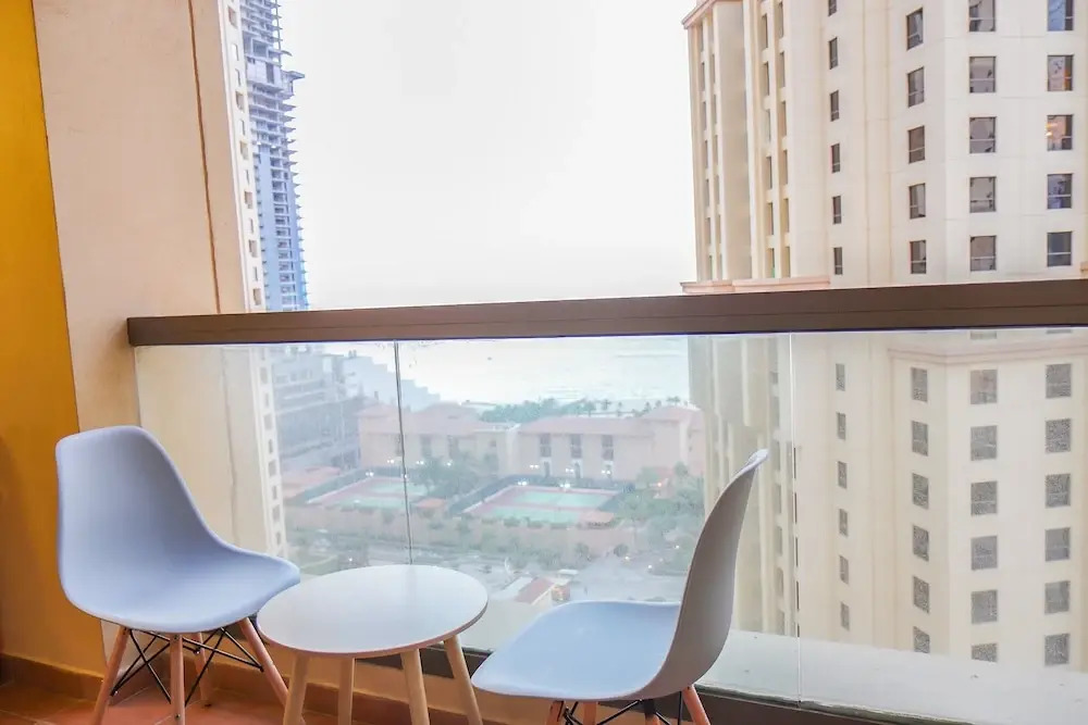Spacious 1 Bedroom Apartment in Murjan 1