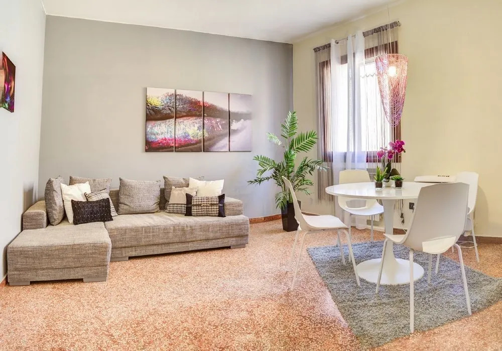 Venice Garden View Apartments