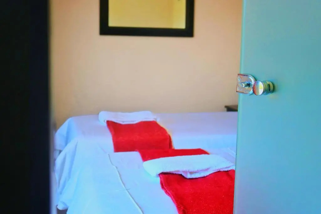 Seas of Ships Guest House