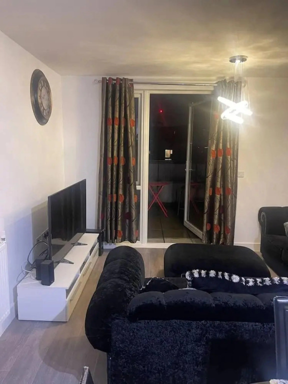 Wembley Stadium View Luxury Apartment