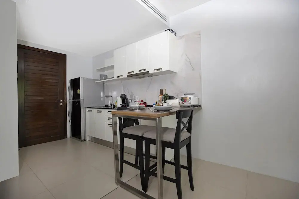 Emerald Hill Patong Apartment 420