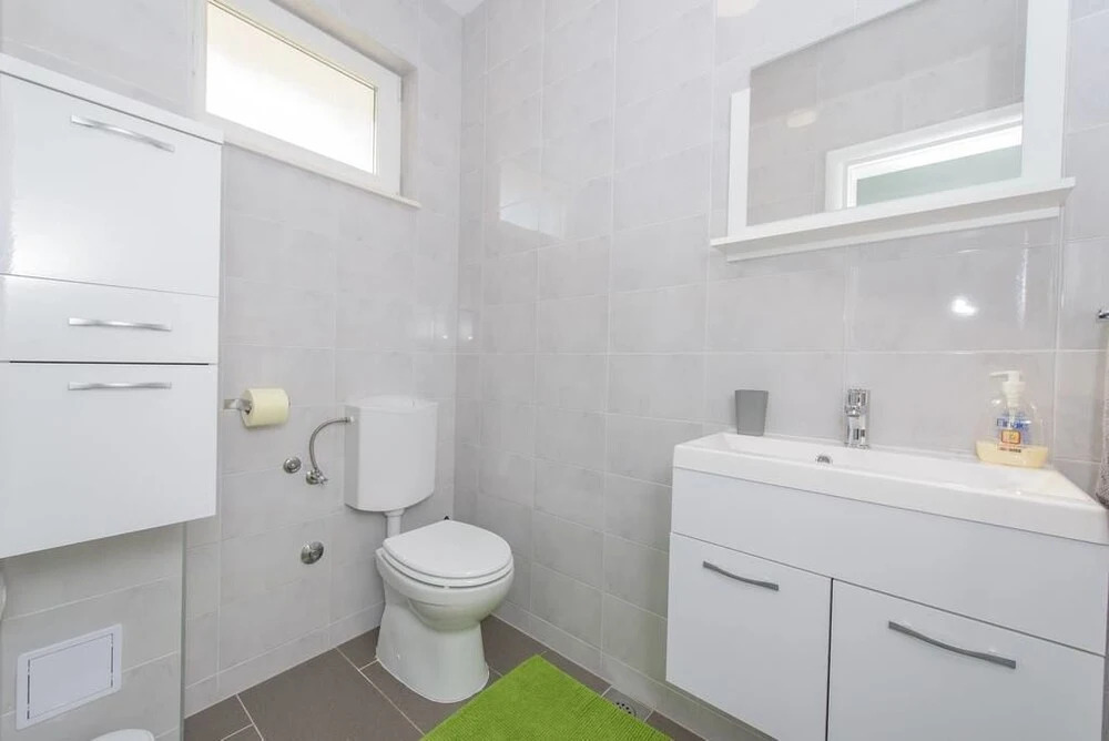Villa Barbara-Kastela with heated pool