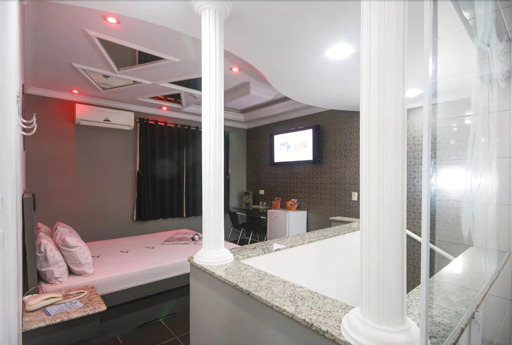 Virtual Motel - Adults Only
