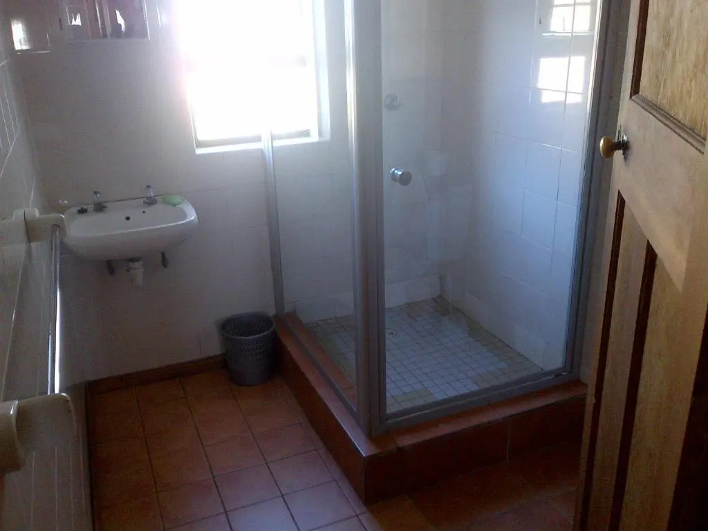Gansbaai Lodge & Backpackers