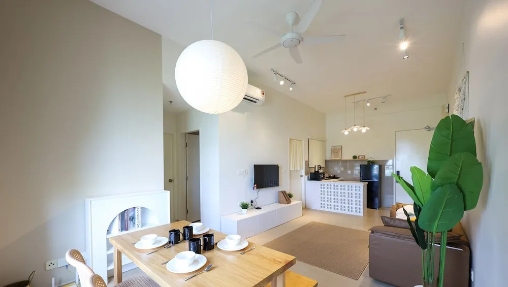 Amber Cove Malacca